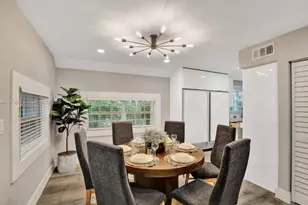 1025 N Southlake Dr, Hollywood, FL 33019 - Photo 25