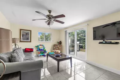 2221 NE 61st Ct, Fort Lauderdale, FL 33308 - Photo 21