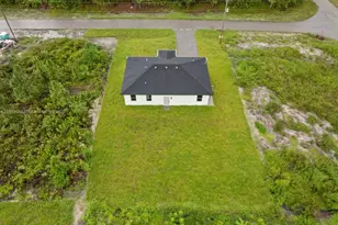 710 Peacock Ave, Lehigh Acres, FL 33974 - Photo 45