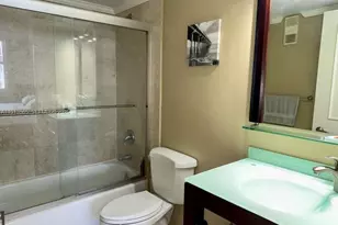 770 Claughton Island Dr, Miami, FL 33131 - Photo 11