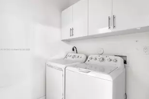 10250 NW 76th Terrace, Doral, FL 33178 - Photo 37