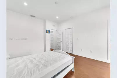 10250 NW 76th Ter #., Doral, FL 33178 - Photo 35