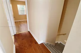 5975 NW 25th Ct, Sunrise, FL 33313 - Photo 9