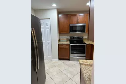 9113 Chambers St, Tamarac, FL 33321 - Photo 5