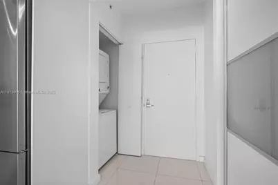 92 SW 3rd St #4403, Miami, FL 33130 - Photo 7