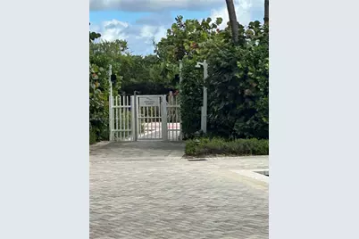 6515 Collins Ave #1007, Miami Beach, FL 33141 - Photo 31