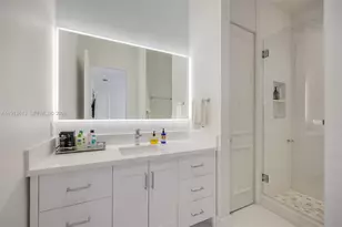 2760 Brickell Ct, Miami, FL 33129 - Photo 15