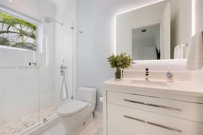 2760 Brickell Ct #2760, Miami, FL 33129 - Photo 17