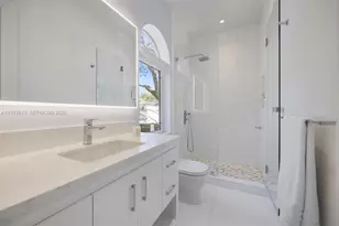 2760 Brickell Ct, Miami, FL 33129 - Photo 13