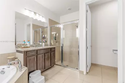 7464 Estero Dr, Lake Worth, FL 33463 - Photo 13