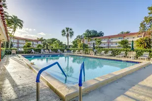 8900 Washington Blvd, Pembroke Pines, FL 33025 - Photo 33