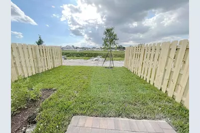 12354 NW 23rd Ct, Miami, FL 33167 - Photo 11