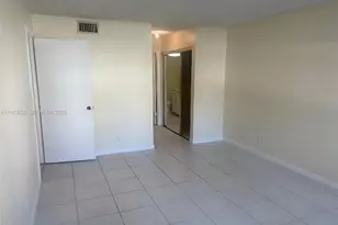 303 Racquet Club Rd, Weston, FL 33326 - Photo 15