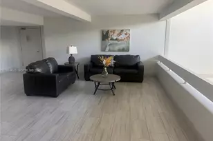 303 Racquet Club Rd, Weston, FL 33326 - Photo 5