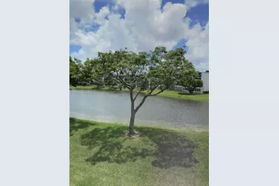 2022 Newcastle B #2022, Boca Raton, FL 33434 - Photo 15