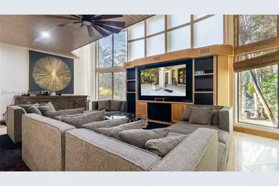 10395 SW 67th Ave, Pinecrest, FL 33156 - Photo 47