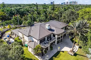 10395 SW 67th Ave, Pinecrest, FL 33156 - Photo 11