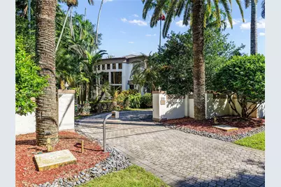 10395 SW 67th Ave, Pinecrest, FL 33156 - Photo 15