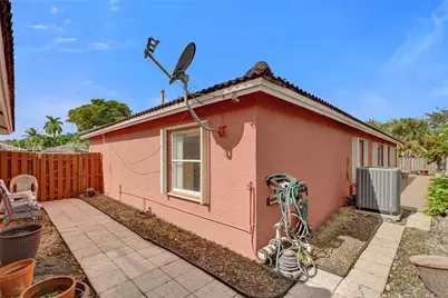 8007 SW 157th Pl, Miami, FL 33193 - Photo 45