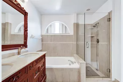 8007 SW 157th Pl, Miami, FL 33193 - Photo 17