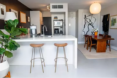 1000 West Ave #1504, Miami Beach, FL 33139 - Photo 9