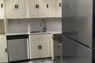 5838 Collins Ave, Miami Beach, FL 33140 - Photo 5