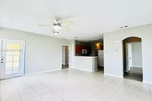 124 SW Peacock Blvd, Port Saint Lucie, FL 34986 - Photo 7