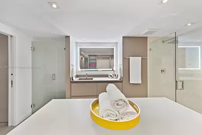 2301 Collins Ave #1004, Miami Beach, FL 33139 - Photo 5