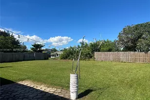 1981 SE Ancora Ct, Port Saint Lucie, FL 34952 - Photo 9