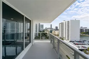 2751 S Ocean Dr, Hollywood, FL 33019 - Photo 13