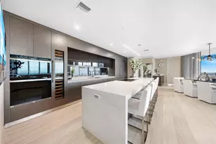 851 NE 1st Ave, Miami, FL 33132 - Photo 13