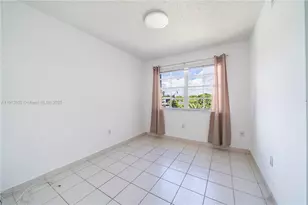 2600 Collins Ave, Miami Beach, FL 33140 - Photo 9