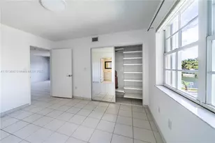 2600 Collins Ave, Miami Beach, FL 33140 - Photo 11