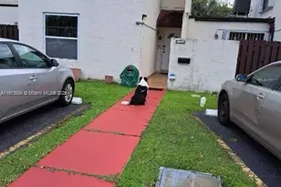 10454 NW 5th Terrace, Miami, FL 33172 - Photo 3