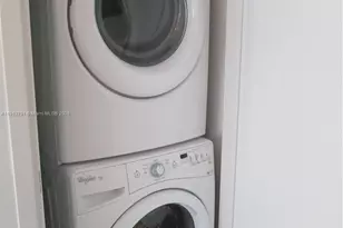 1300 Brickell Bay Dr, Miami, FL 33131 - Photo 13