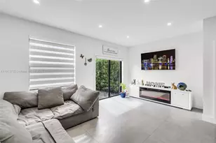 14782 SW 181st Terrace, Miami, FL 33187 - Photo 17