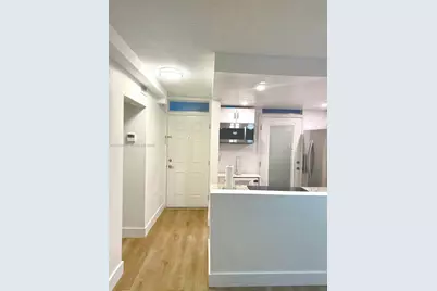 1045 10th St #206, Miami Beach, FL 33139 - Photo 3