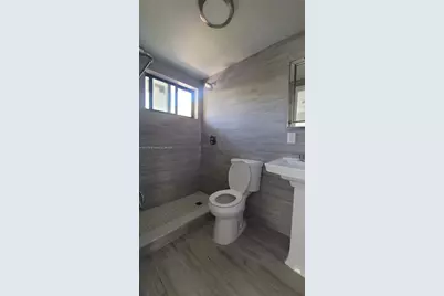 2150 SW 26th St #5, Miami, FL 33133 - Photo 21