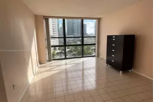 600 NE 36th St, Miami, FL 33137 - Photo 21