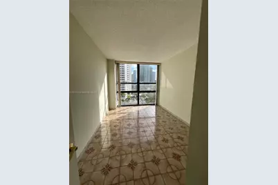 600 NE 36th St #817, Miami, FL 33137 - Photo 7