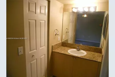 2945 NE 185th St #1403, Aventura, FL 33180 - Photo 7