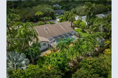 7605 SW 178th Ter, Palmetto Bay, FL 33157 - Photo 9