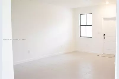 23250 SW 133rd Ct, Homestead, FL 33032 - Photo 7