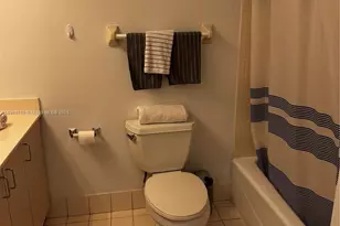 185 SE 14th Terrace, Miami, FL 33131 - Photo 5