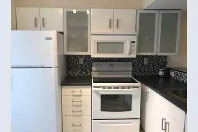 165 Riviera Cir #58-9, Weston, FL 33326 - Photo 3