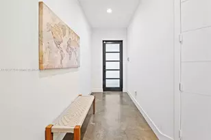 1226 NE 11th Ave, Fort Lauderdale, FL 33304 - Photo 7