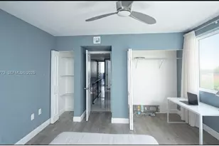 1070 W 43rd Pl, Hialeah, FL 33012 - Photo 3