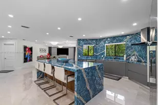 6180 Pine Tree Dr, Miami Beach, FL 33140 - Photo 33