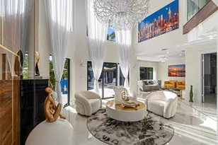 6180 Pine Tree Dr, Miami Beach, FL 33140 - Photo 11