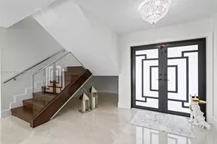 6180 Pine Tree Dr, Miami Beach, FL 33140 - Photo 15